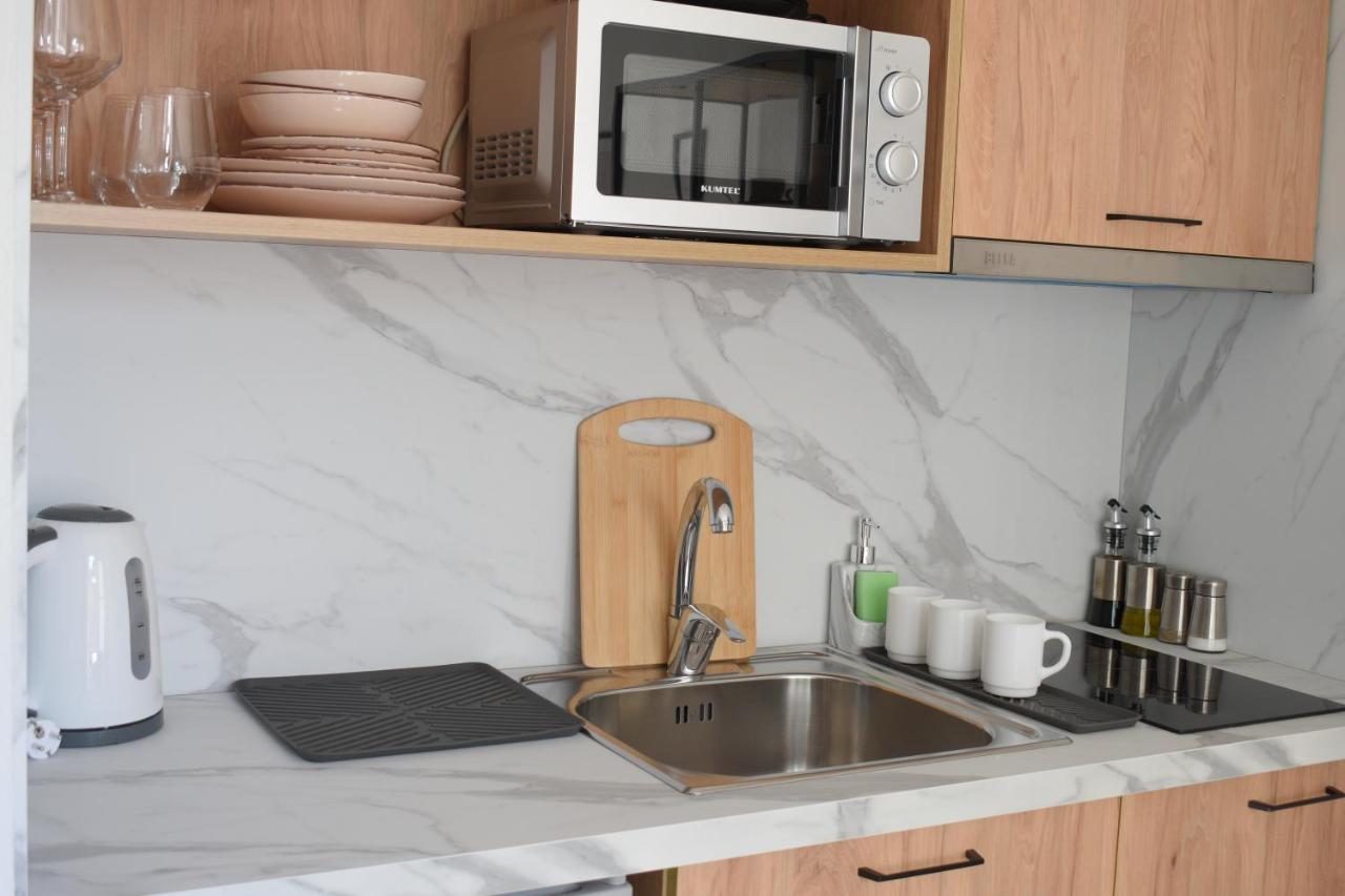 Feels Like Home Studio Apartments - Flh Albania Tirana Exterior foto