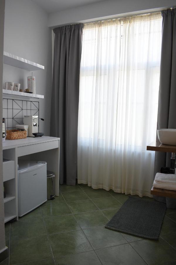 Feels Like Home Studio Apartments - Flh Albania Tirana Exterior foto
